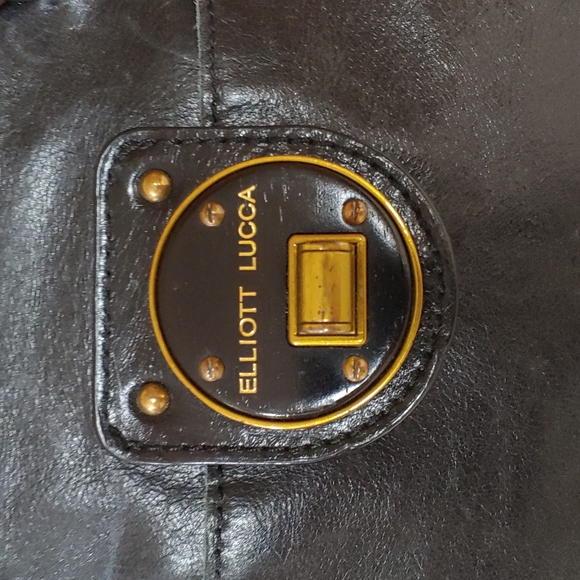Elliot Lucca Leather Crossbody Hand bag - Picture 5 of 17